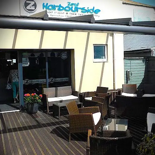 Zest Harbourside